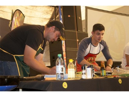 Chané Wilson and Bernedette Wilson who took part in the 4km Fun Run.