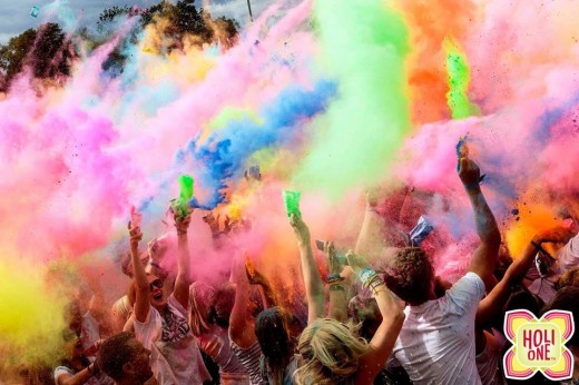 Holi 8