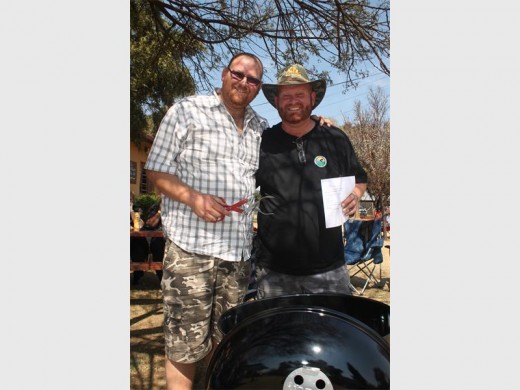 BROERS: Piet Streicher en sy broer Thys, die Bosveldklong.