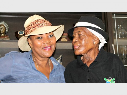 LOVED: Lorraine and Thandi Klaasen during a visit from the RECORD in 2015.